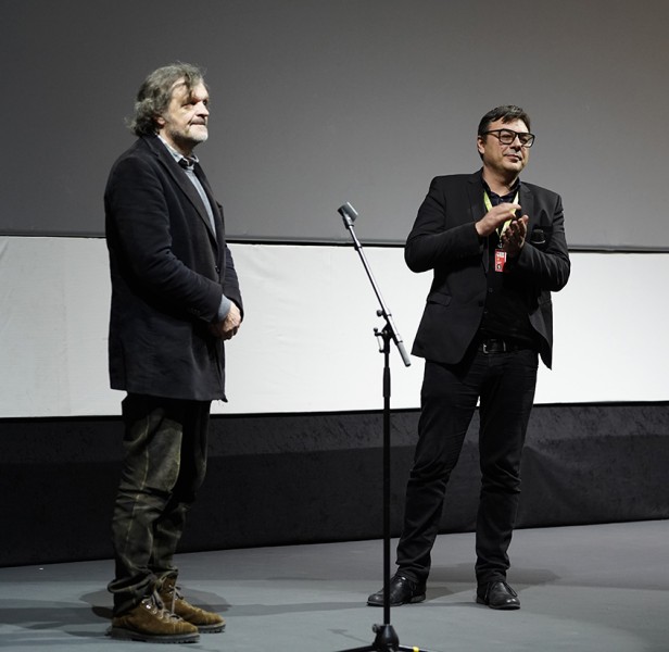 Reditelj Emir Kusturica pred posle projekcije svog filma Pepe, jedan uzvišeni život