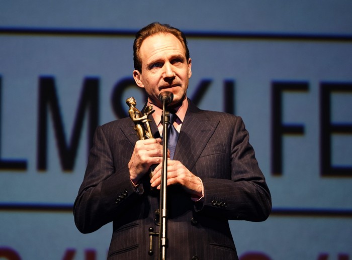 Rejf Fajns prima nagradu Beogradski pobednik