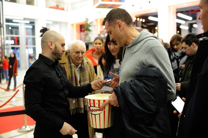 Beograd 25.02.2019. Fest 2019, publika dolazi na projekciju filma Slucaj Makavejev u sali 1 kombank dvorane. foto Dusan Milenkovic
