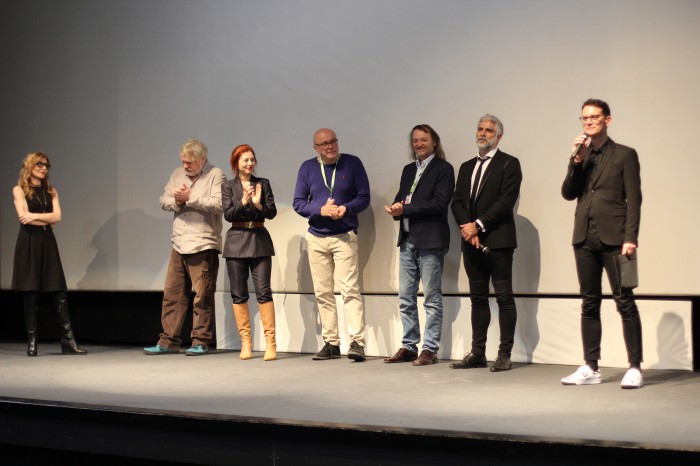 Poklanjanje ekipe filma Izbrisana