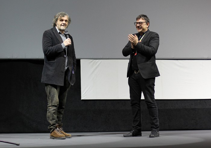 Reditelj Emir Kusturica pred posle projekcije svog filma Pepe, jedan uzvišeni život